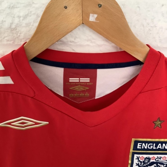 Retro Umbro 2006 England Away Shirt - Size L - Red - P2P 22” Immaculate Cond - Picture 8 of 8